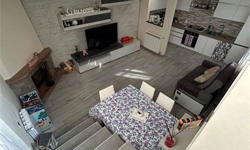 Casa singola In Vendita a Casorate Sempione